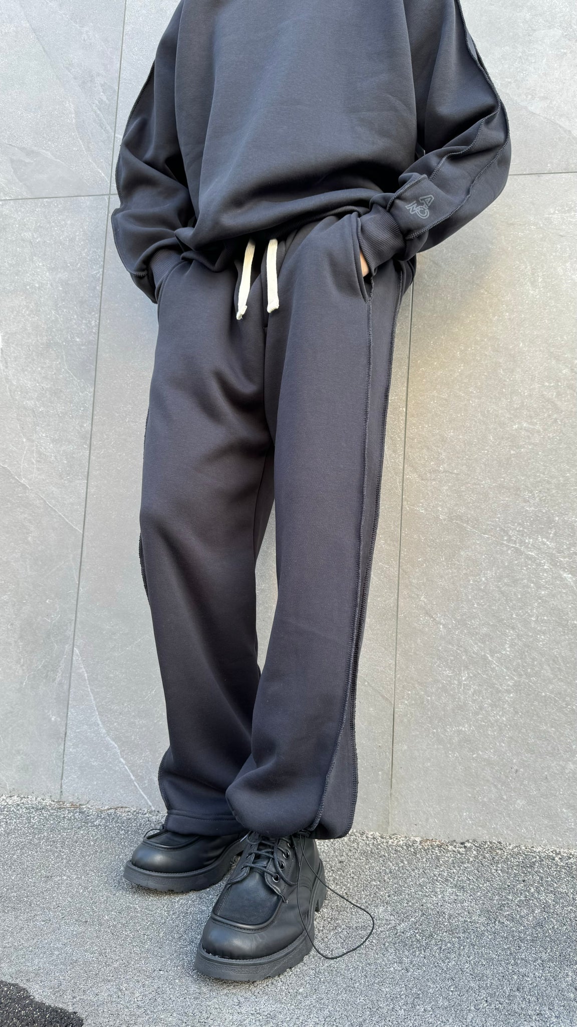 Tracksuit london  zip